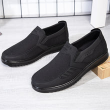 Load image into Gallery viewer, Old Beijing Shoes
