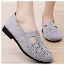 Load image into Gallery viewer, Women Casual Shoes

