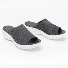 Load image into Gallery viewer, Breathable Ladies Slip ons
